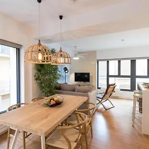 Chezmoihomes Plaza Nueva Luxury 公寓