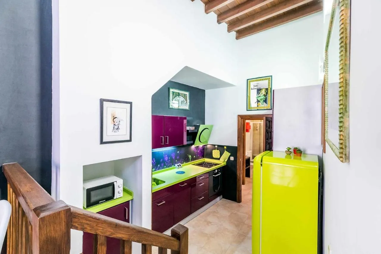 Comodo Y Moderno Apartamento Centro Granada location